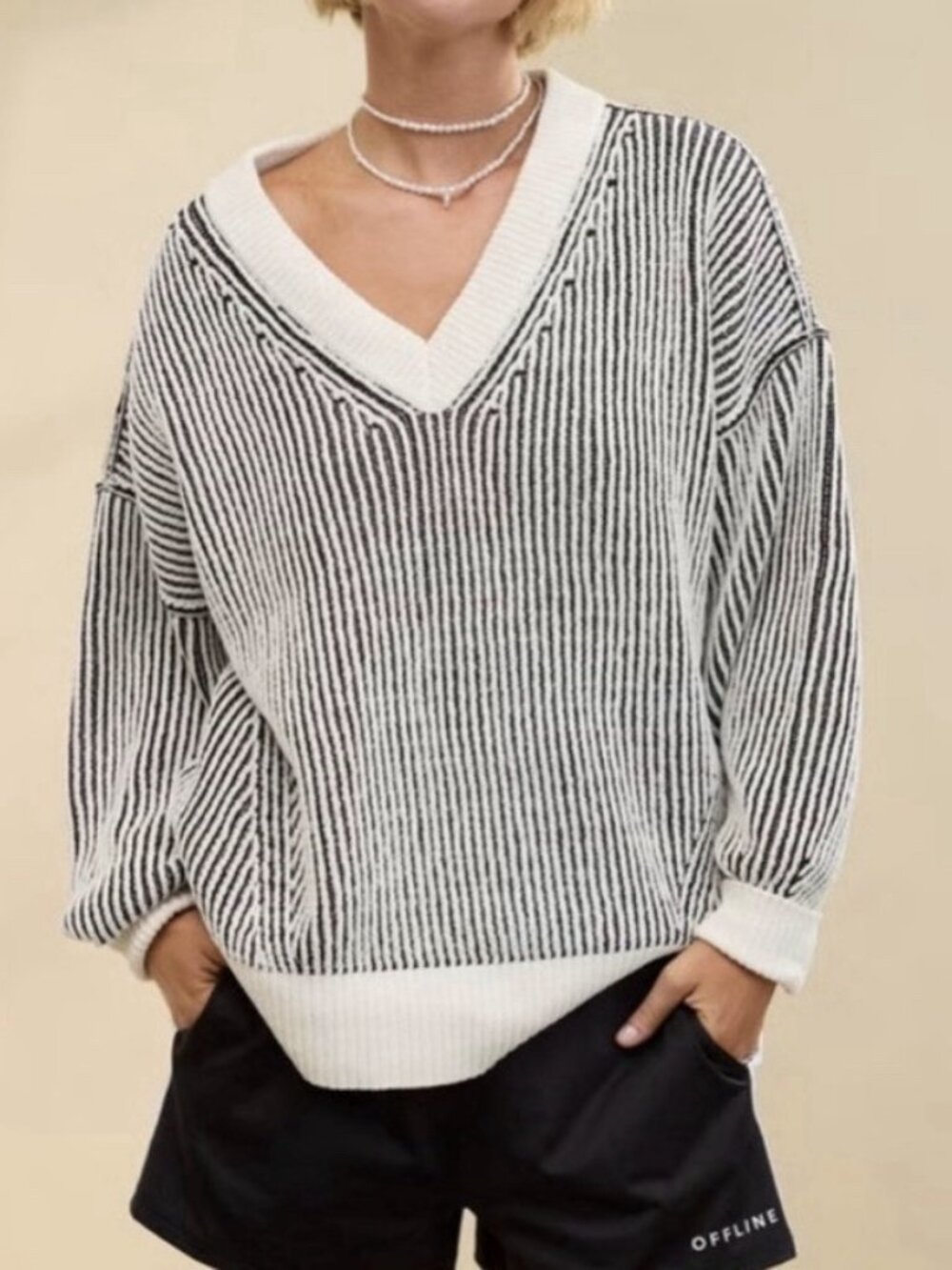 Aerie Beyond Chenille V-Neck Sweater - Black/Cream Stripe (Size M)